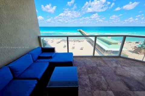 Condominio en venta en Sunny Isles Beach, Florida, 1 dormitorio, 84.17 m2 № 1983285 - foto 6