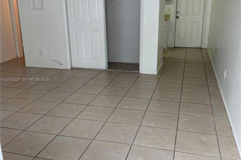 Studio à Hollywood, Floride № 2076504