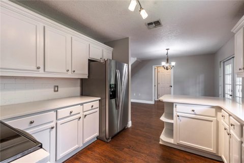 Villa ou maison à vendre à Mount Dora, Floride: 3 chambres, 162.3 m2 № 1846497 - photo 10