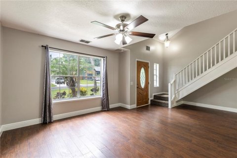 Villa ou maison à vendre à Mount Dora, Floride: 3 chambres, 162.3 m2 № 1846497 - photo 5