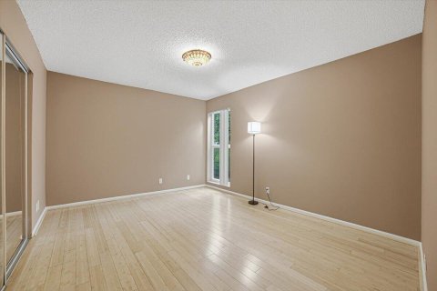 Townhouse in Boca Raton, Florida 2 bedrooms, 125.79 sq.m. № 2392650 - photo 23