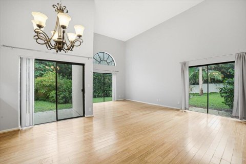 Townhouse in Boca Raton, Florida 2 bedrooms, 125.79 sq.m. № 2392650 - photo 7
