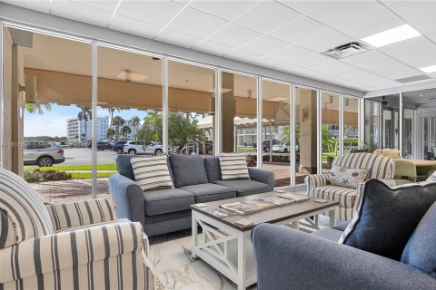 Condo in Naples, Florida, 1 bedroom  № 1772366 - photo 6