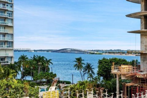 Condominio en venta en Miami, Florida, 2 dormitorios, 132.85 m2 № 2033413 - foto 28