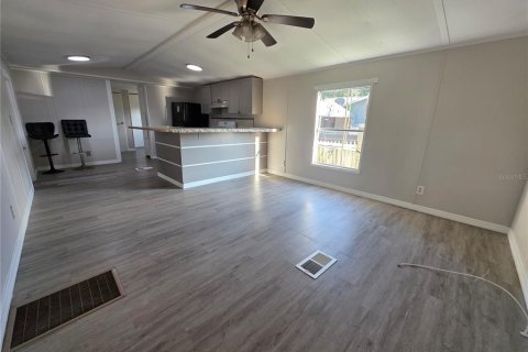Appartement à louer à Dade City, Floride: 4 chambres, 85.84 m2 № 2388153 - photo 6