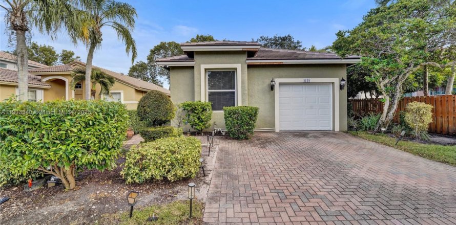 Villa ou maison à Weston, Floride 3 chambres, 138.89 m2 № 1969825