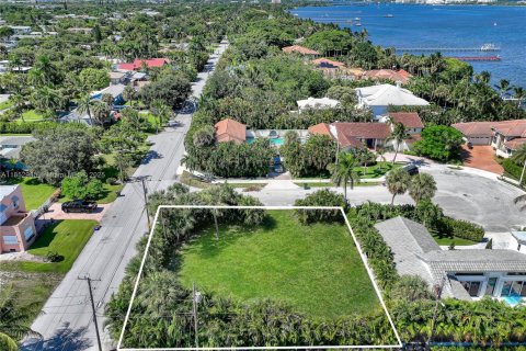 Terreno en venta en Lake Worth, Florida № 1896462 - foto 2