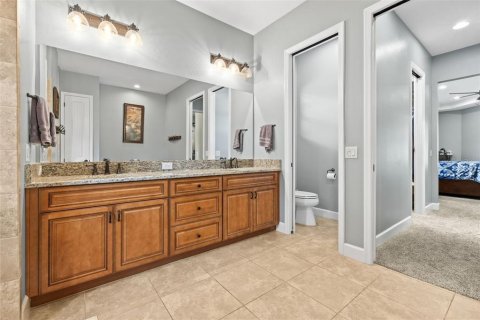 House in Dover, Florida 3 bedrooms, 242.85 sq.m. № 1744417 - photo 24
