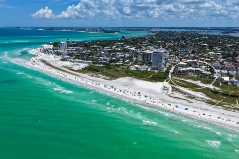Condo in Sarasota, Florida, 4 bedrooms  № 1795301 - photo 1