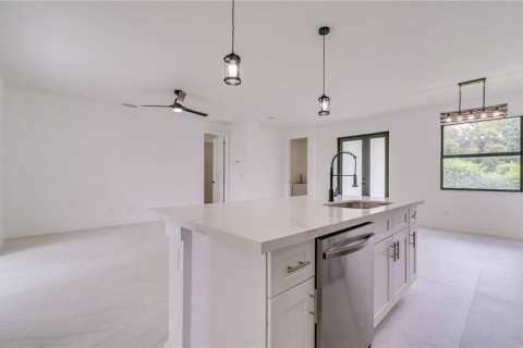 Купить виллу или дом в Лихай-Эйкерс, Флорида 3 комнаты, 148.27м2, № 2208014 - фото 12