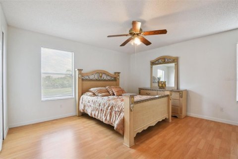 Casa en venta en Orlando, Florida, 4 dormitorios, 178.09 m2 № 1826231 - foto 21