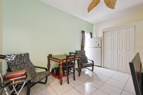 Villa ou maison à vendre à Orlando, Floride: 4 chambres, 178.09 m2 № 1826231 - photo 11