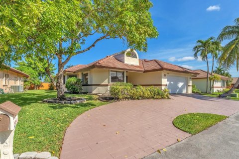 Villa ou maison à vendre à Lauderhill, Floride: 4 chambres, 218.51 m2 № 1956374 - photo 4
