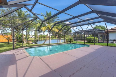 Villa ou maison à vendre à Lauderhill, Floride: 4 chambres, 218.51 m2 № 1956374 - photo 1