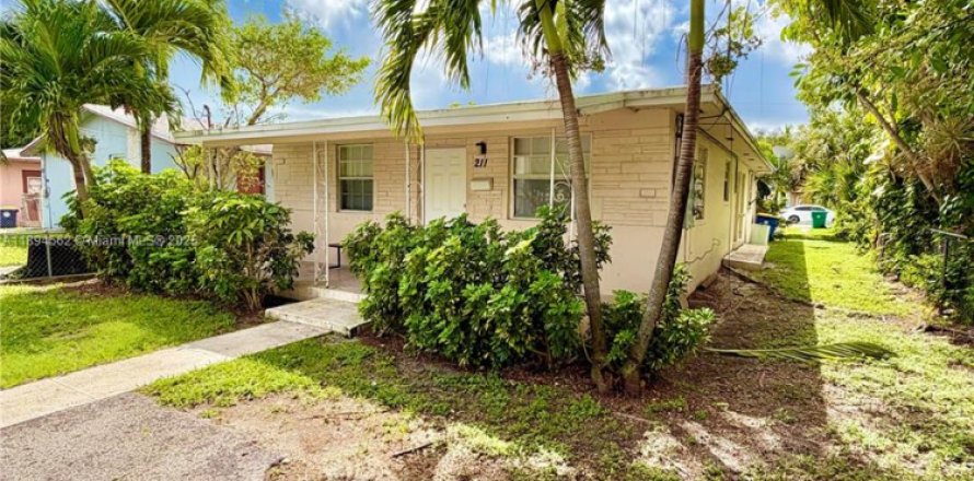 Casa en Dania Beach, Florida 2 dormitorios, 71.63 m2 № 1947004