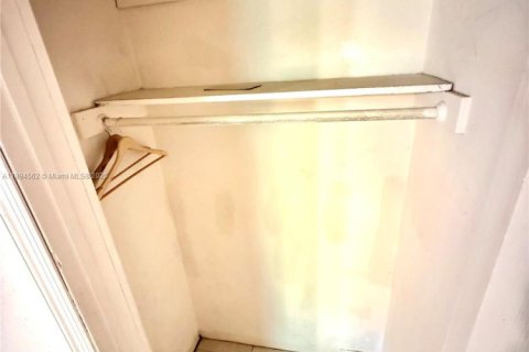 Casa en alquiler en Dania Beach, Florida, 2 dormitorios, 71.63 m2 № 1947004 - foto 21