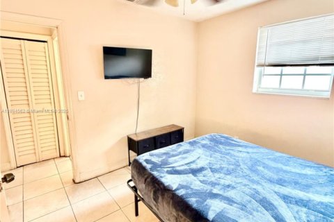 Casa en alquiler en Dania Beach, Florida, 2 dormitorios, 71.63 m2 № 1947004 - foto 15