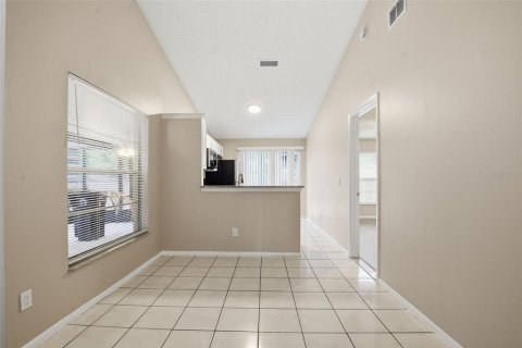 Villa ou maison à vendre à Apopka, Floride: 3 chambres, 91.79 m2 № 2091954 - photo 11