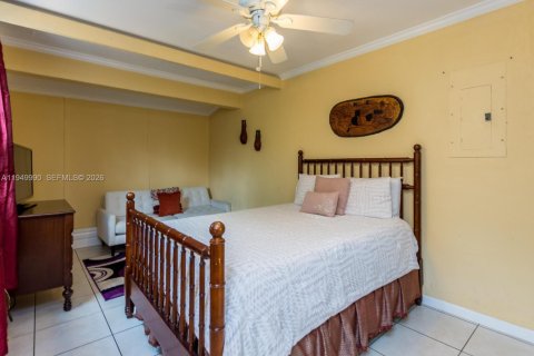 Снять в аренду виллу или дом в Холливуд, Флорида 4 спальни, 143.72м2, № 2005623 - фото 28