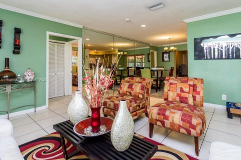 Снять в аренду виллу или дом в Холливуд, Флорида 4 спальни, 143.72м2, № 2005623 - фото 10
