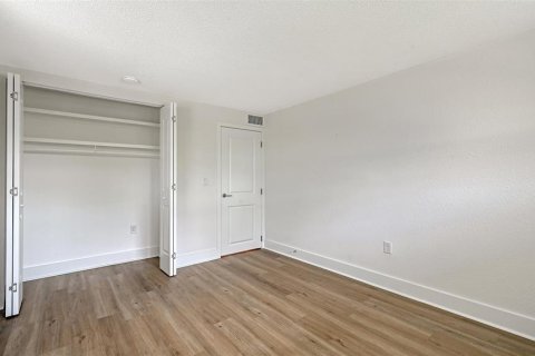 Villa ou maison à vendre à Longboat Key, Floride: 2 chambres, 132.76 m2 № 2419107 - photo 27
