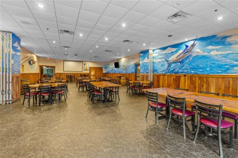 Propiedad comercial en alquiler en Edgewater, Florida, 779.54 m2 № 2106391 - foto 28