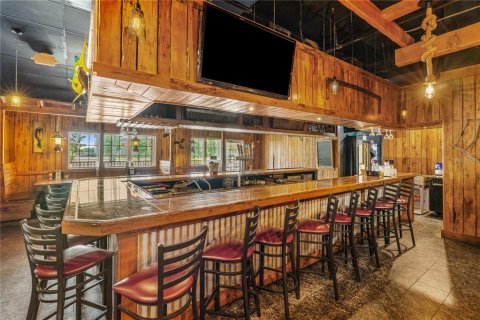 Propiedad comercial en alquiler en Edgewater, Florida, 779.54 m2 № 2106391 - foto 15