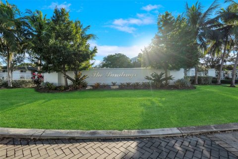 Casa en venta en Fort Lauderdale, Florida, 3 dormitorios № 2000238 - foto 6