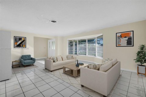 Casa en venta en Fort Lauderdale, Florida, 3 dormitorios № 2000238 - foto 10