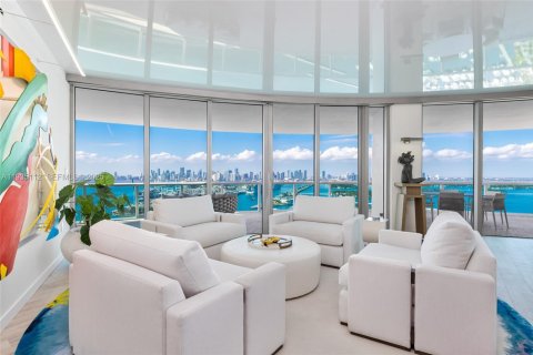 Купить кондоминиум в Майами-Бич, Флорида 3 спальни, 312.62м2, № 1993657 - фото 13