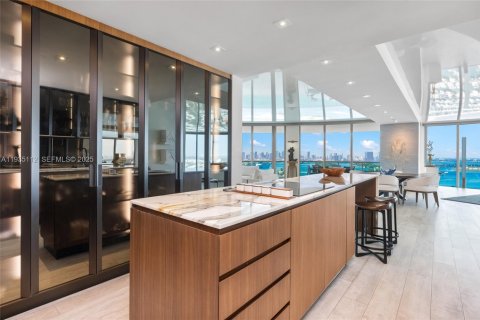 Купить кондоминиум в Майами-Бич, Флорида 3 спальни, 312.62м2, № 1993657 - фото 9