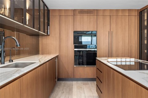 Купить кондоминиум в Майами-Бич, Флорида 3 спальни, 312.62м2, № 1993657 - фото 8