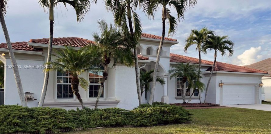 Villa ou maison à Homestead, Floride 4 chambres, 335.66 m2 № 1986304
