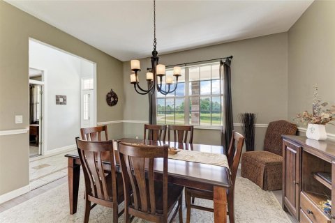 House in Myakka City, Florida 5 bedrooms, 300.26 sq.m. № 1828377 - photo 22