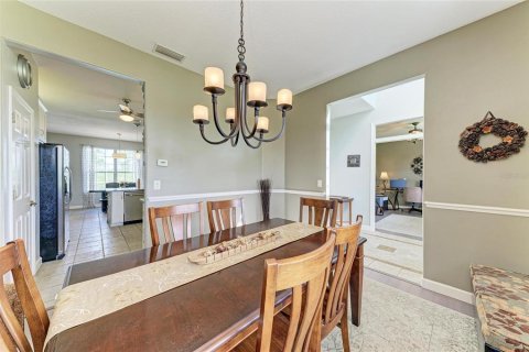 House in Myakka City, Florida 5 bedrooms, 300.26 sq.m. № 1828377 - photo 20