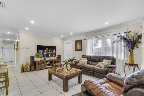 Casa en venta en Palmetto Bay, Florida, 3 dormitorios, 100.43 m2 № 1878809 - foto 12