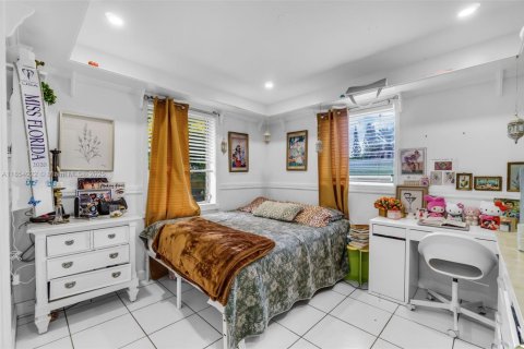 Casa en venta en Palmetto Bay, Florida, 3 dormitorios, 100.43 m2 № 1878809 - foto 21