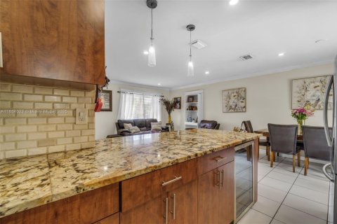 Casa en venta en Palmetto Bay, Florida, 3 dormitorios, 100.43 m2 № 1878809 - foto 17