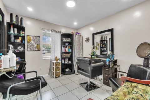 Casa en venta en Palmetto Bay, Florida, 3 dormitorios, 100.43 m2 № 1878809 - foto 25