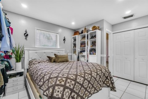 Casa en venta en Palmetto Bay, Florida, 3 dormitorios, 100.43 m2 № 1878809 - foto 20