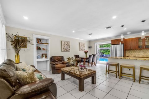 Casa en venta en Palmetto Bay, Florida, 3 dormitorios, 100.43 m2 № 1878809 - foto 10