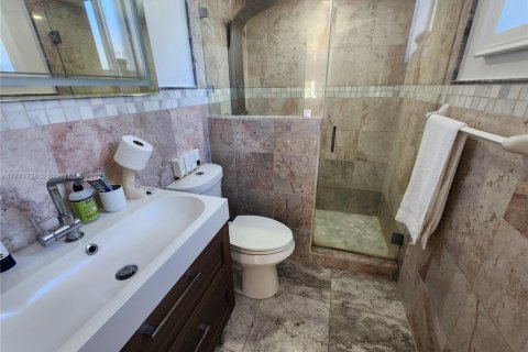 Condominio en venta en Miami, Florida, 2 dormitorios, 85.28 m2 № 1985558 - foto 11