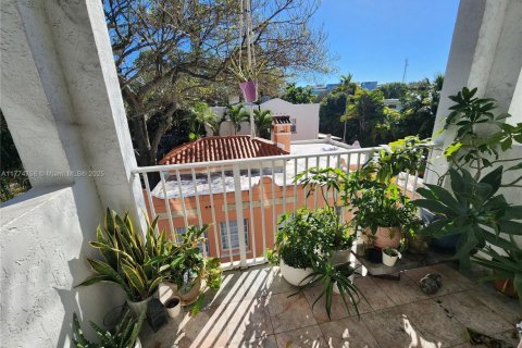 Condominio en venta en Miami, Florida, 2 dormitorios, 85.28 m2 № 1985558 - foto 7