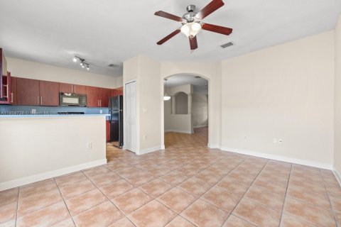 Townhouse in Homestead, Florida 4 bedrooms, 172.05 sq.m. № 1888260 - photo 14