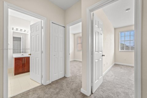 Townhouse in Homestead, Florida 4 bedrooms, 172.05 sq.m. № 1888260 - photo 21