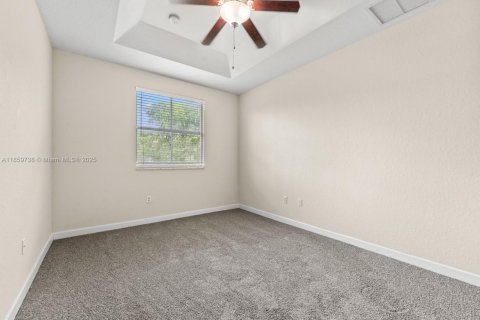 Townhouse in Homestead, Florida 4 bedrooms, 172.05 sq.m. № 1888260 - photo 28