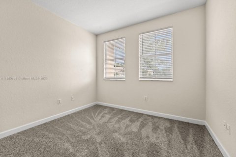 Townhouse in Homestead, Florida 4 bedrooms, 172.05 sq.m. № 1888260 - photo 24