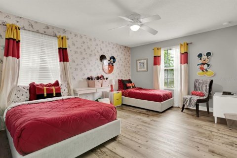 Casa en venta en Kissimmee, Florida, 5 dormitorios, 286.23 m2 № 1902047 - foto 21