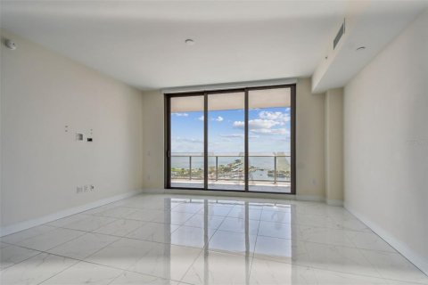 Condominio en venta en Saint Petersburg, Florida, 2 dormitorios, 141.4 m2 № 1786685 - foto 10