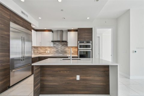 Condominio en venta en Saint Petersburg, Florida, 2 dormitorios, 141.4 m2 № 1786685 - foto 4